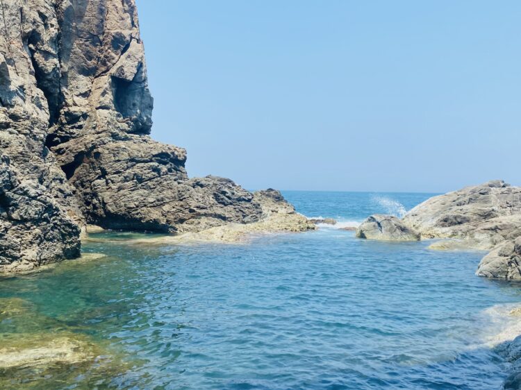 Mui Nghe - A Natural Pool Amidst the Sea - image 6