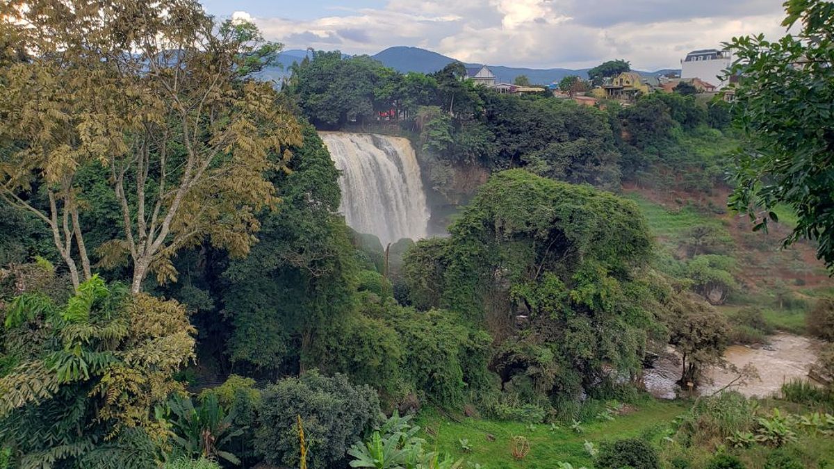 Elephant Falls