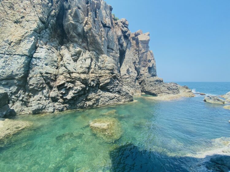 Mui Nghe - A Natural Pool Amidst the Sea - image 8