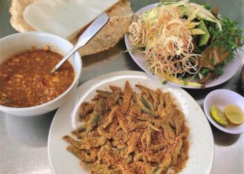 Famous Fish Salad in Nam O Fishing Village - image 1