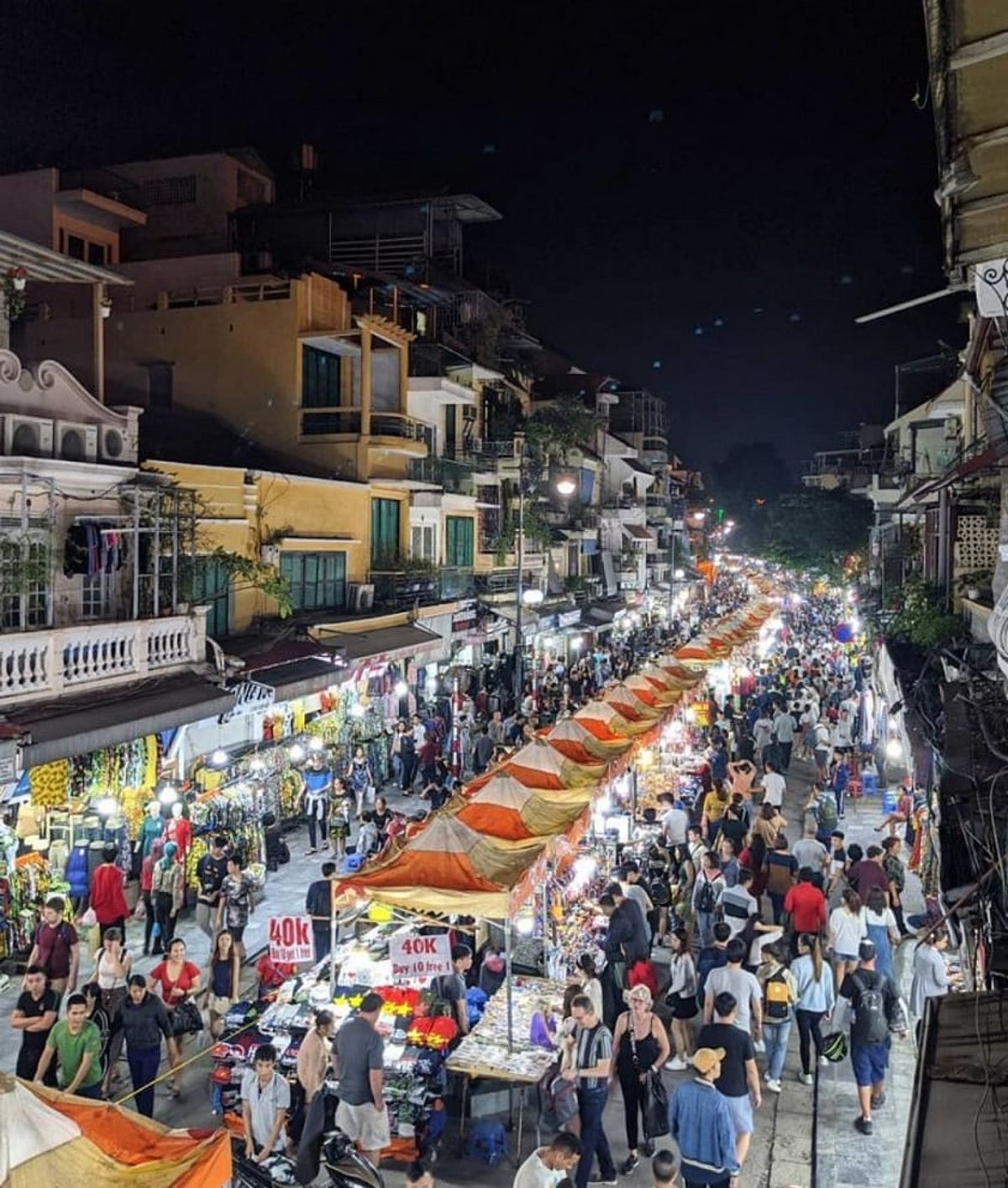 Hanoi weekend night market