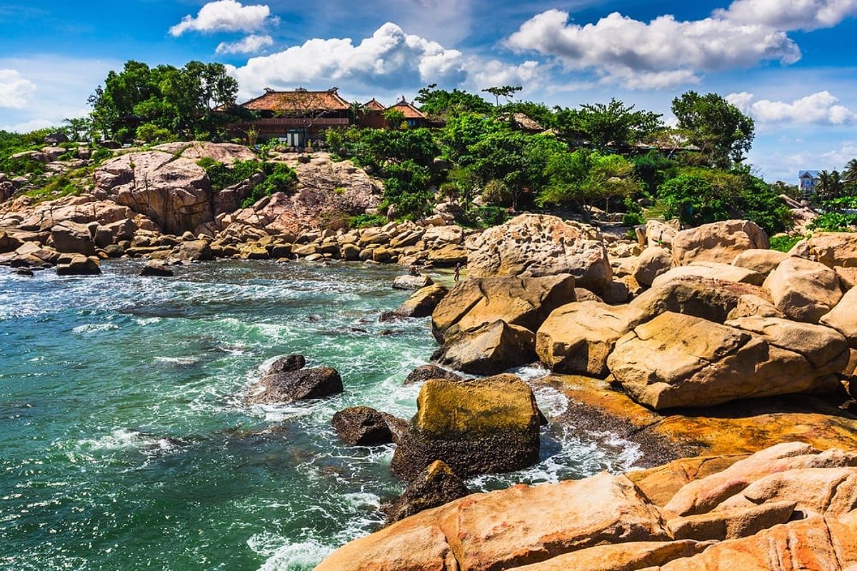 Hon Chong Beach