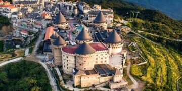 Complete Guide to Traveling from Da Nang to Ba Na Hills - Image 1