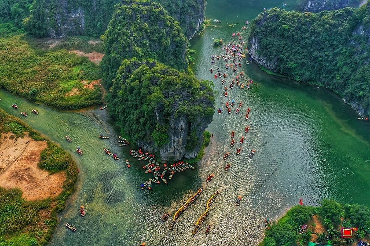 Train travel from Hanoi to Ninh Binh
